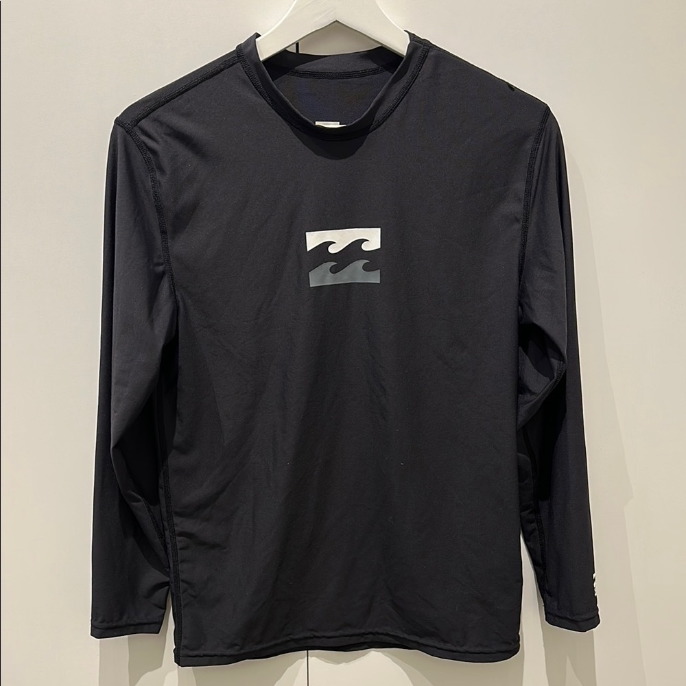 Billabong Black Long Sleeve Rashguard Swim Top Classic Crew Neck